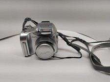 Fujifilm FinePix 2800 Zoom Digital Camera 2.0MP 6x Optical Zoom-TESTED WORKING