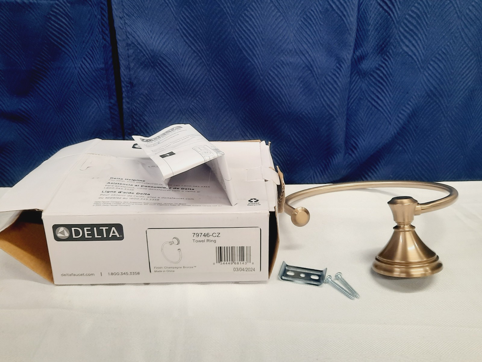 Ring Champagne Bronze 79746-cz *needs Drywall Screws*
