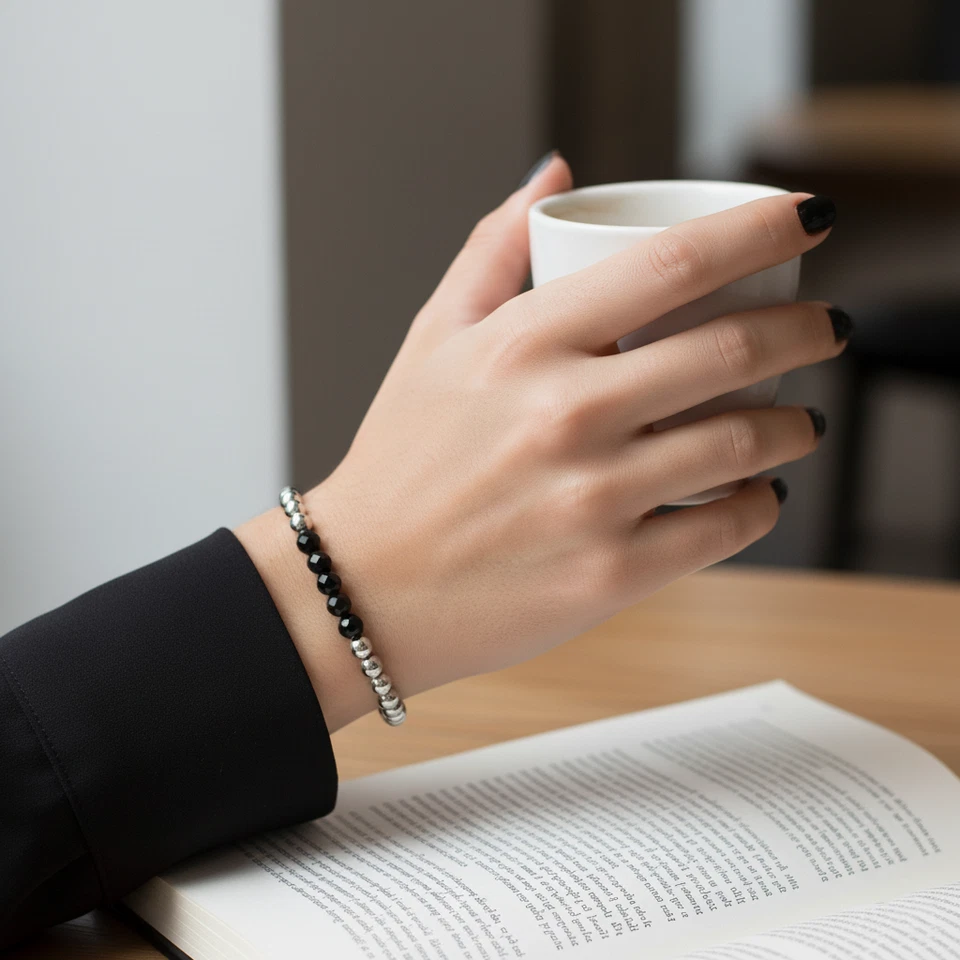 Bracciale Elegante Nero con perle Acciaio inox argento braccialetto Uomo e Donna - Immagine 3 di 4