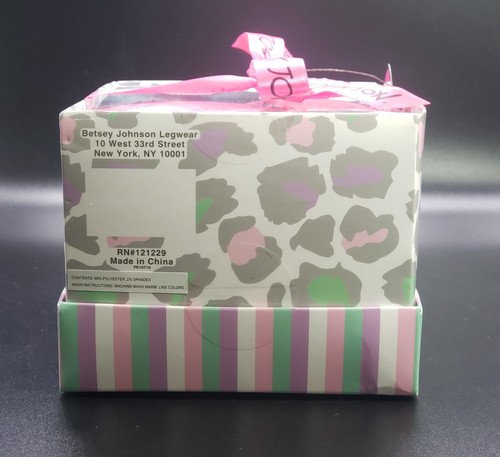 Betsey Johnson 3pc Plush Cozy Socks Sz 9-11 Gift Box Aqua Pink Purple Christmas - Picture 5 of 6