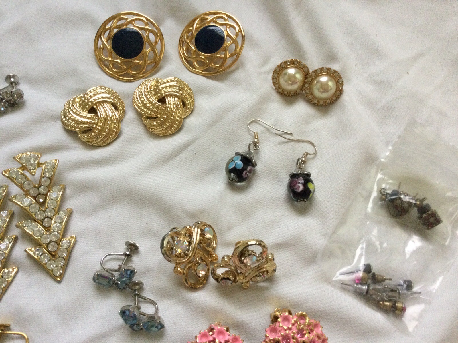 Lot Of 24 Vintage Earrings Collectible Costume Jewelry eBay