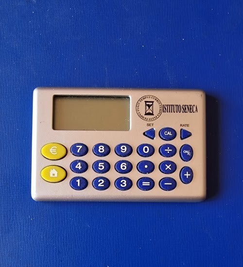 Foto 1 di 10