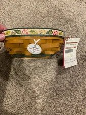 NWT Christmas Longaberger 2011 Little Holly Berry Basket Green Tree Trimming