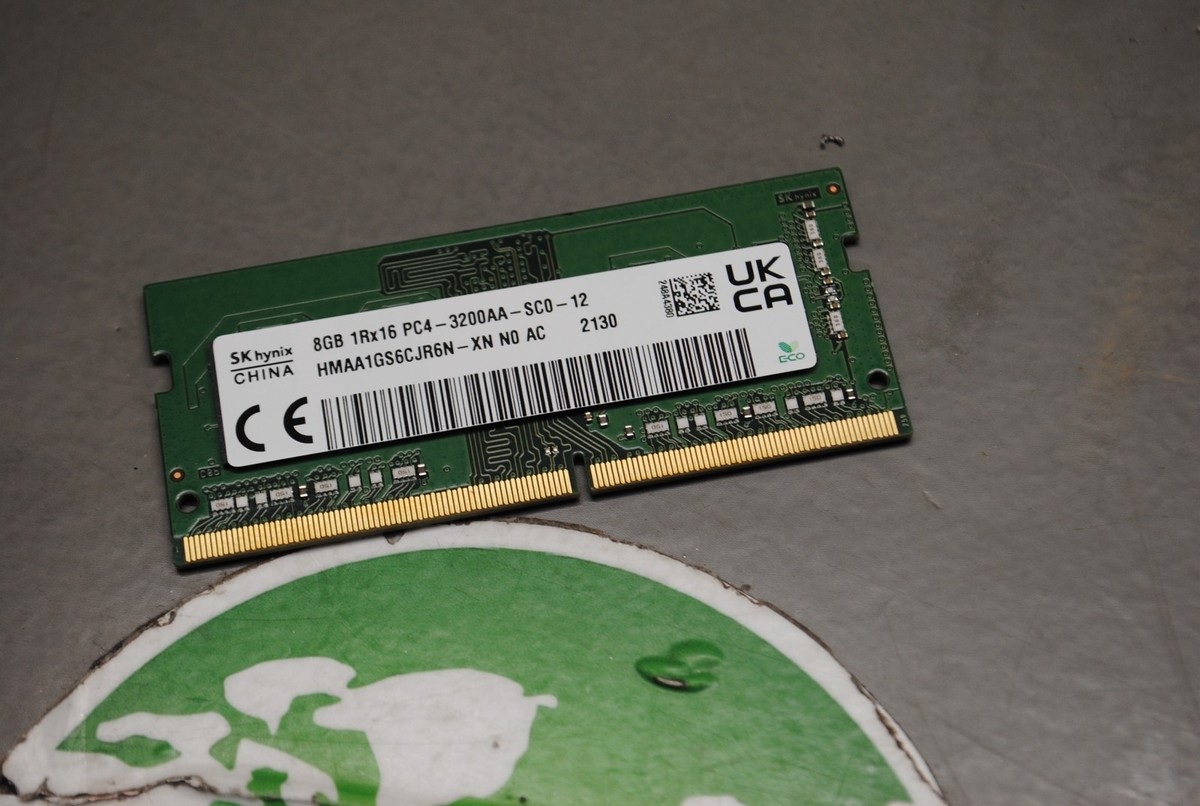 SK Hynix 8GB SODIMM DDR4 3200 PC4 1Rx16 HMAA1GS6CJR6N-XN