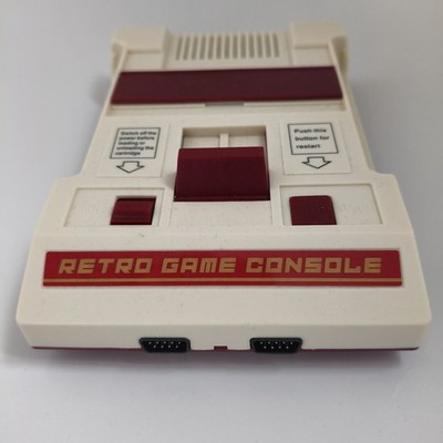 Silvergear Retro TV Game Console Back to the 80's HDMI 2 Controller Top