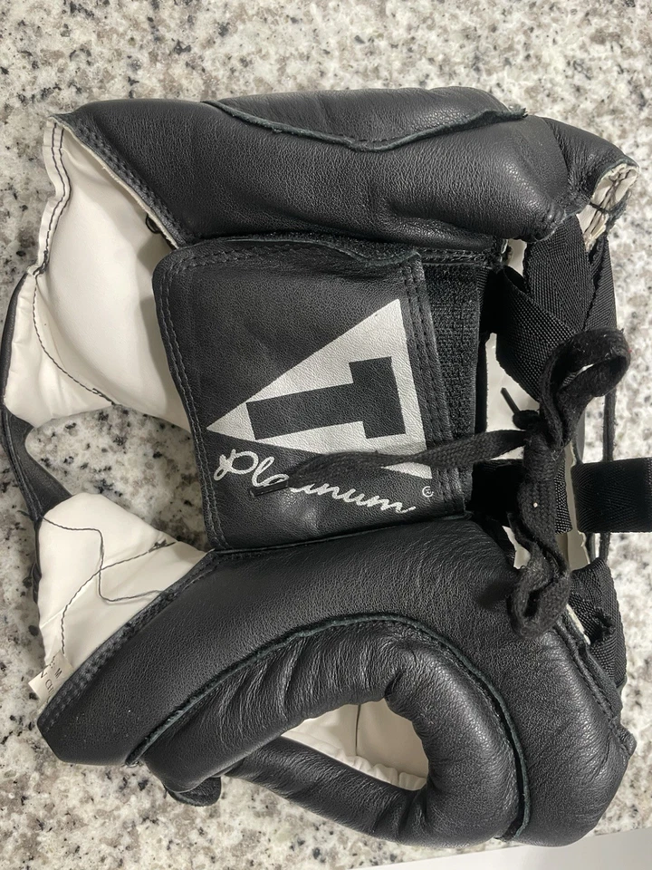 Title Boxing Hi-Performance Headgear 2.0 - Black - Medium - Image 2 of 4