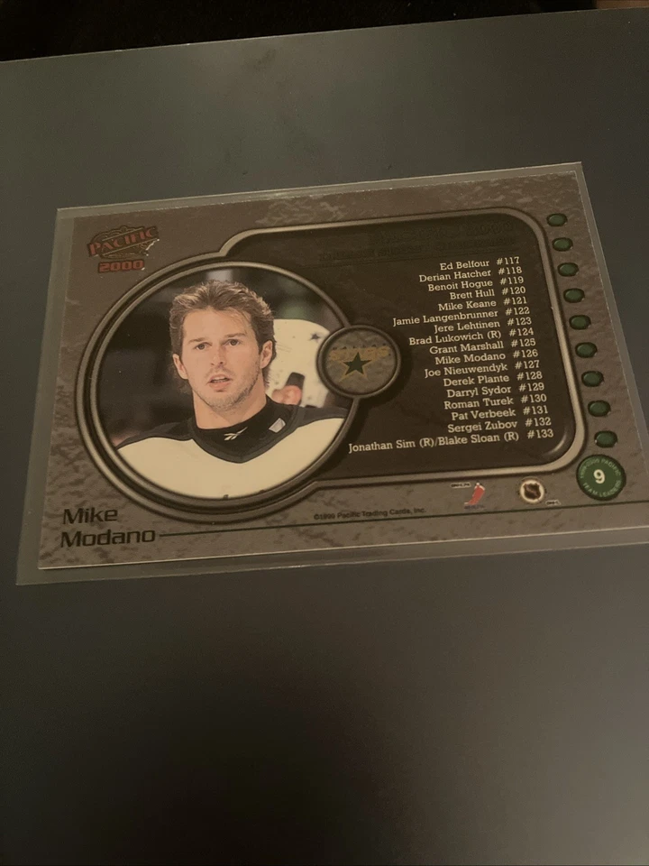 1999-00 Pacific Team Leaders #9 Mike Modano - Image 2 of 2