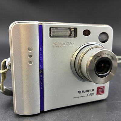 【美品】Fujifilm FinePix F401 デジタルカメラ 動作品 純正 Fujifilm FinePix F Series F401 2.1MP Digital Camera - Metallic