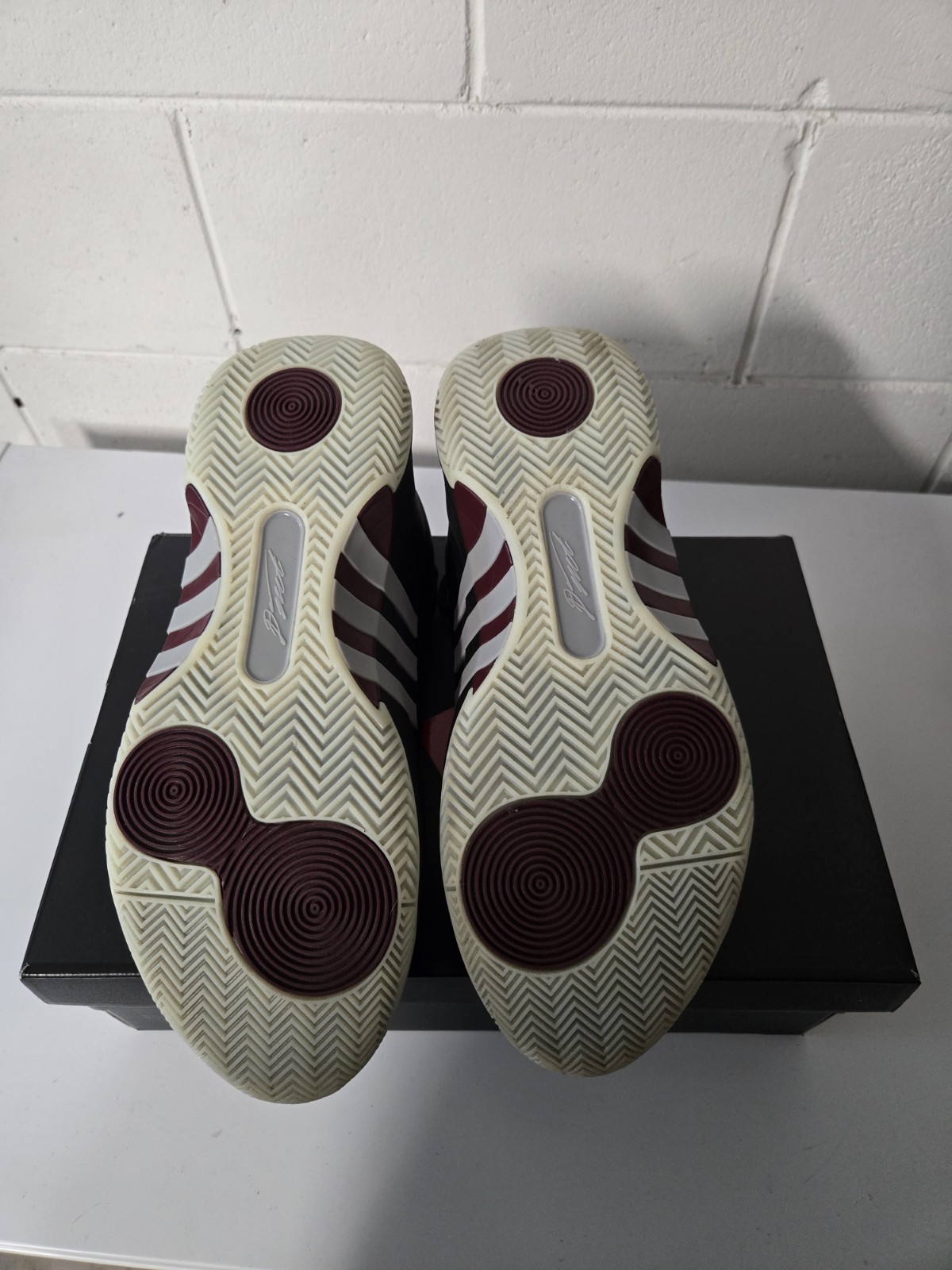 Adidas Don Issue 5 - image 4