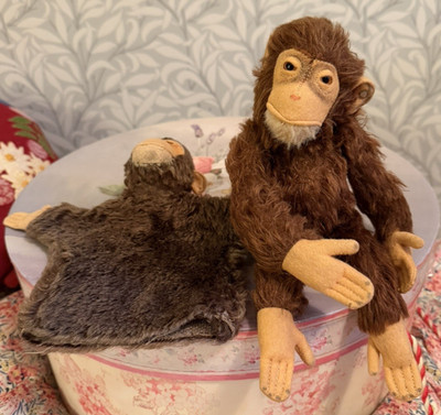 Vintage Steiff Jocko Mohair Affe mit Gelenken Schimpanse Stofftier Quietscher & Puppe