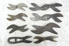 8 Antique Alligator Wrenches S&T, K&B, Saxon, Vaughn & Bushnell