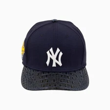 New York Yankees MLB Leather Visor Flatbrim Snapback Hat