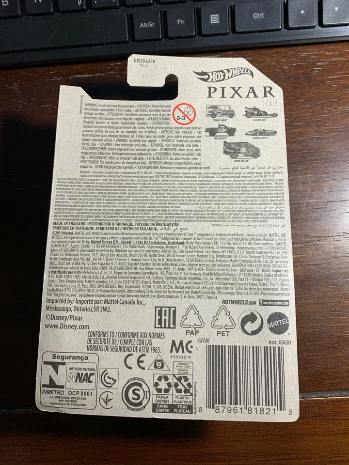 2020 Hot Wheels Disney PIXAR #3 Path Beater Finding Nemo A82 - Image 2 of 2