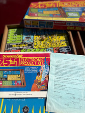 Science Fair Vintage 75-in-1 Electronic Project Kit 28-247 1975 Age 8-17