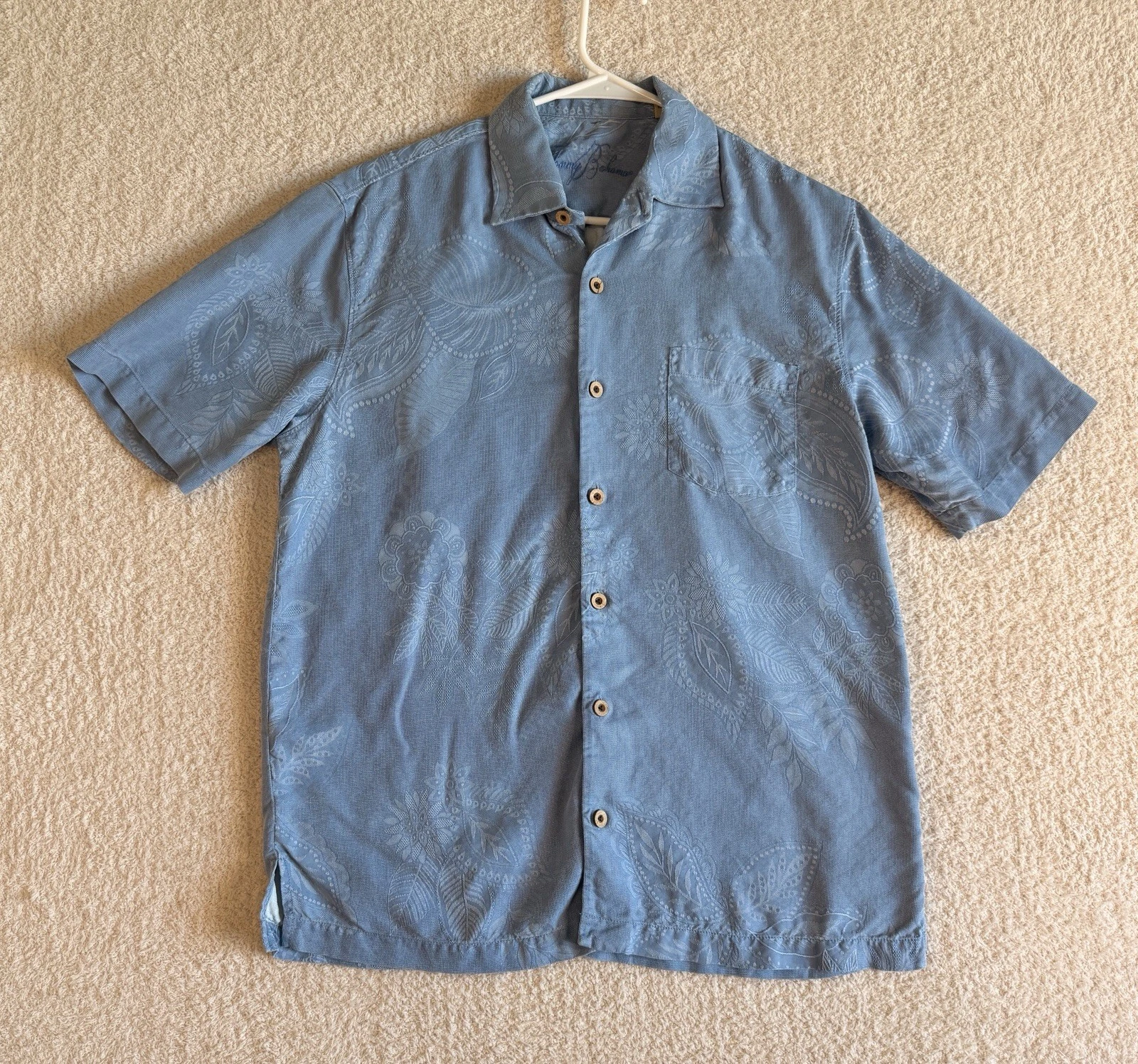 Tommy Bahama Button Up Men's Shirt, Light Blue, Size Medium