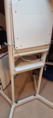 Samsung Standfuß/Rollwagen STN-WM55H/EN weiß für Samsung Flip WM55H