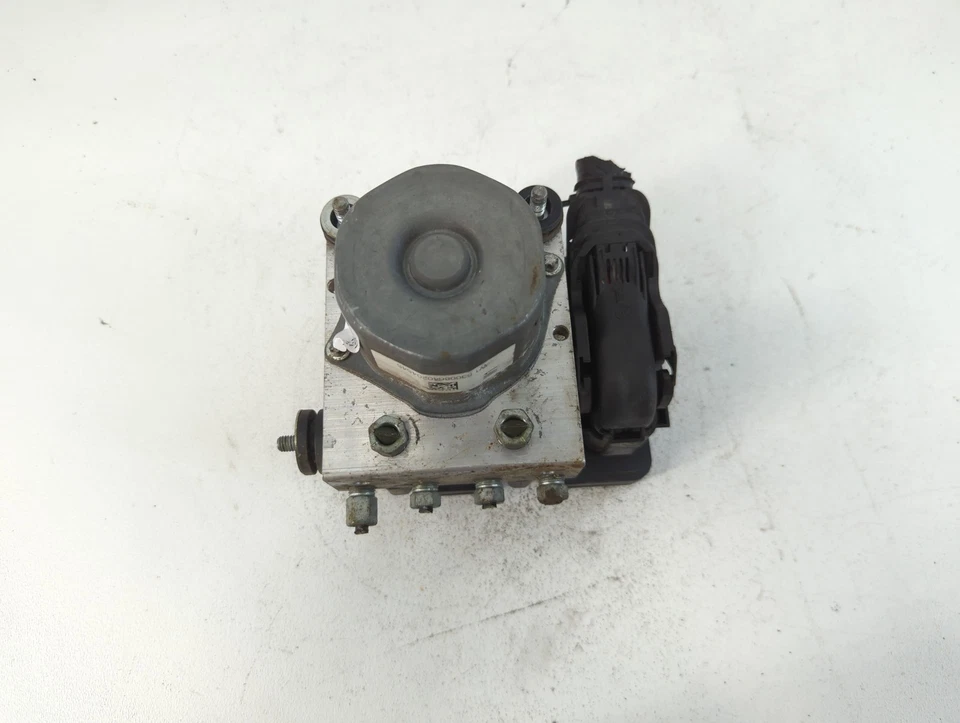 Módulo de control de bomba ABS Honda Cr-v 2015-2016 GKSUI Foto 3 de 4