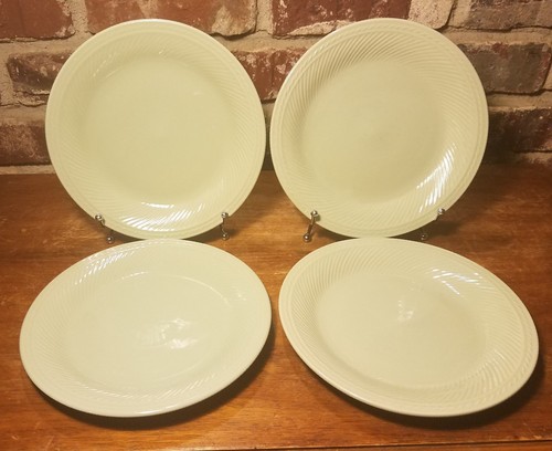 Tabletops Gallery PRELUDE Salad plate set of 4, 8 5/8", Green, Embossed - Picture 2 of 11