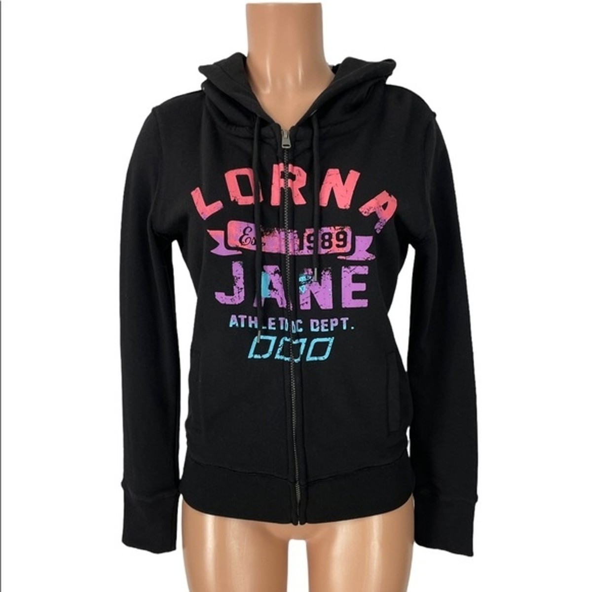 Borneobulletin Com Lorna Jane Hoodie Sale Lorna Jane Stay Snug