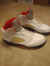 Size 9 - Jordan 5 Retro Fire Red Silver Tongue (2020) DA1911-102