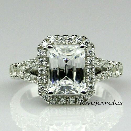 Im Labor erstellt 3,50 KT Smaragdschliff Diamant geteilter Schaft Halo Hochzeit 925 Silberring - Bild 1 von 5