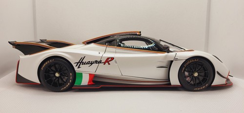 1:18 LCD Pagani Huayra R Pearl White LCD18012-PW