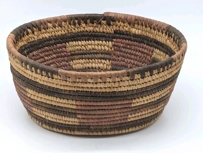Vintage Coil Basket Grass Hand Woven Geometric Southwest Native Bowl Boho 8.5D 