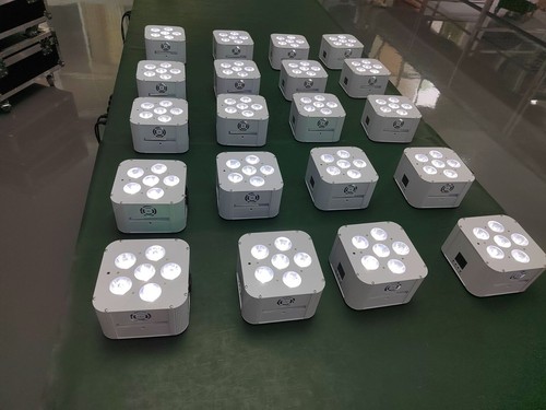 4pack Battery LED Par Uplighting w/bag Wireless DMX IR 6x18W 6in1 for DJ Wedding - Picture 16 of 19