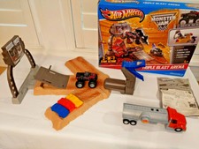 hot wheels monster jam triple blast arena