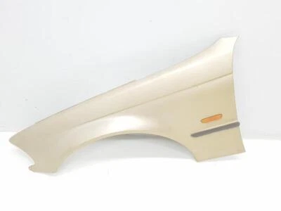 8240405 linker frontflügel BMW SERIE 3 BERLINA 2.0 16V D 136 CV 1998 2137929 - Bild 1 von 4