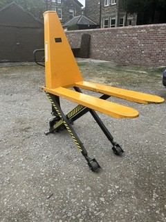 High Lift Pallet Truck 1000kg Capacity