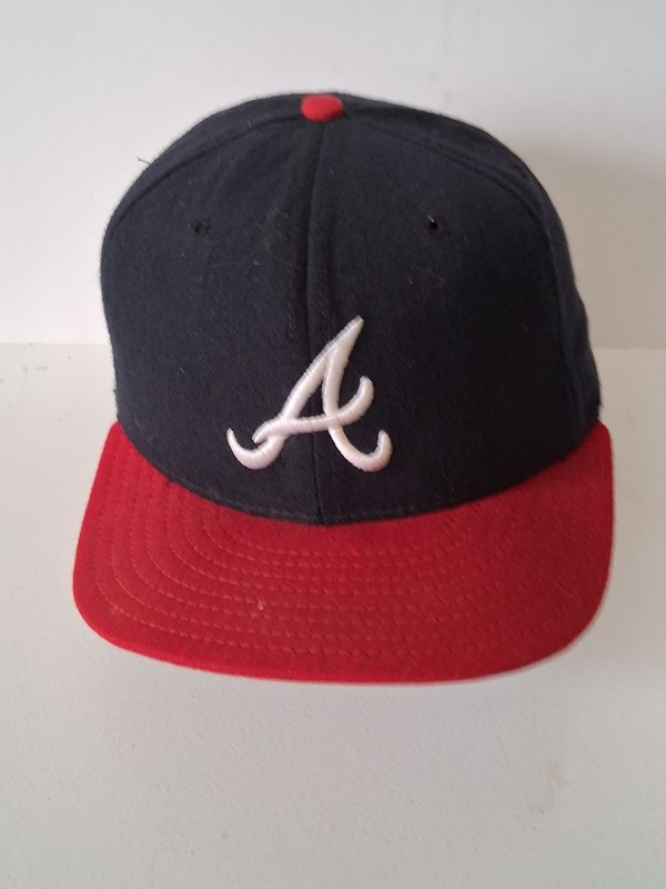 Vintage New Era Atlanta Braves 100%Wool Size 7 1/4 Black Hat
