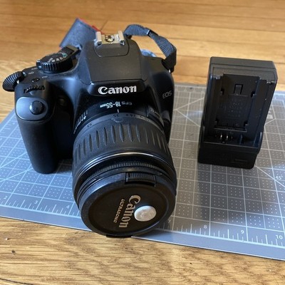 Canon EOS Rebel XS Black EF-S 18-55mm IS Lens Kit - Black - Tested