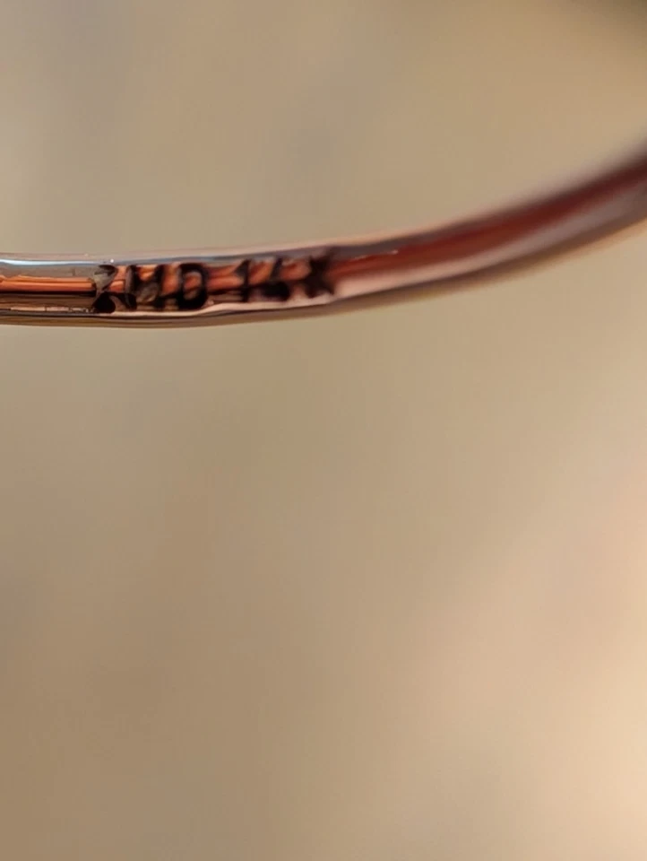 14k Solid Rose Gold Small Hoop Earrings - Lightweight 0.8 Grams. - Image 4 of 4