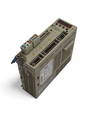 Yaskawa XD-02-MN01 Servo Drives