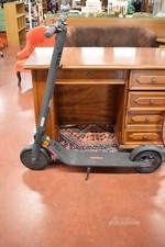 E-Scooter Ninebot Mit Netzteil