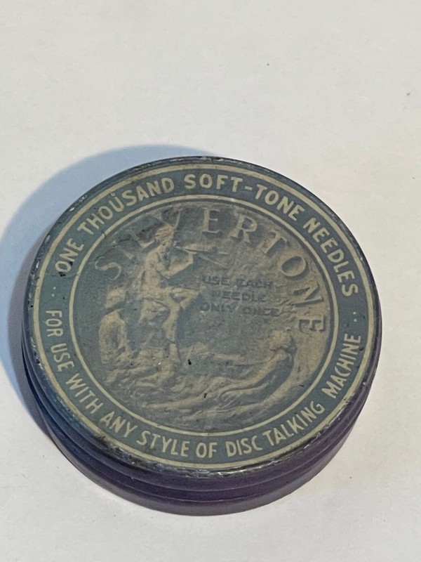Silvertone Phonograph Soft Tone Steel Needle Tin and Contents