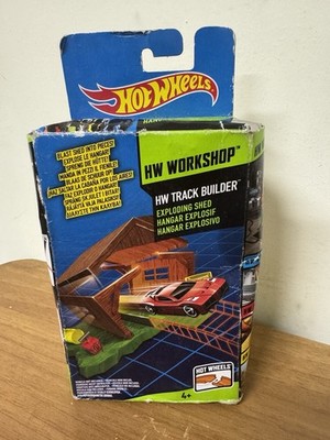 HOT WHEELS HW TRACK BUILDER MATTEL SHATTELS THE BARN 2013 COLLECTIBLE