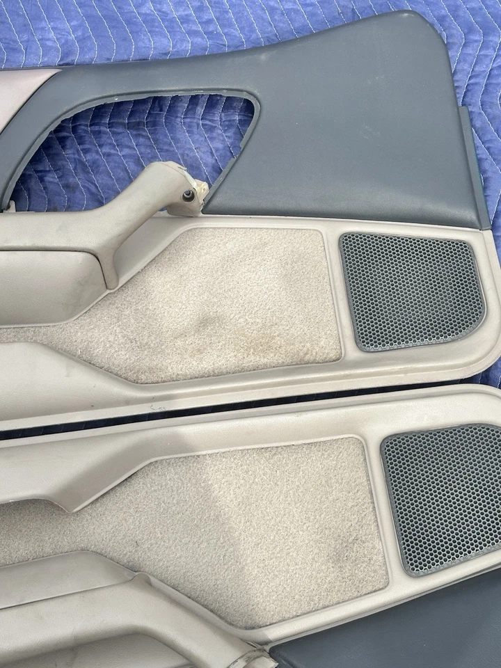 97-02 Chevy Camaro Z28 RS SS Door Panel Neutral Leather LH RH Set Clean 👍 OEM - Image 3 of 4