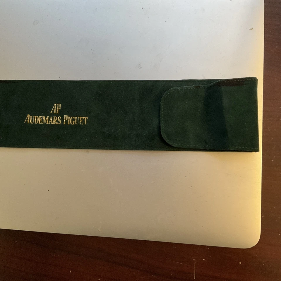 Audemars Piguet Velvet Travel Watch Pouch $65 Or Best Offer - Image 2 of 4