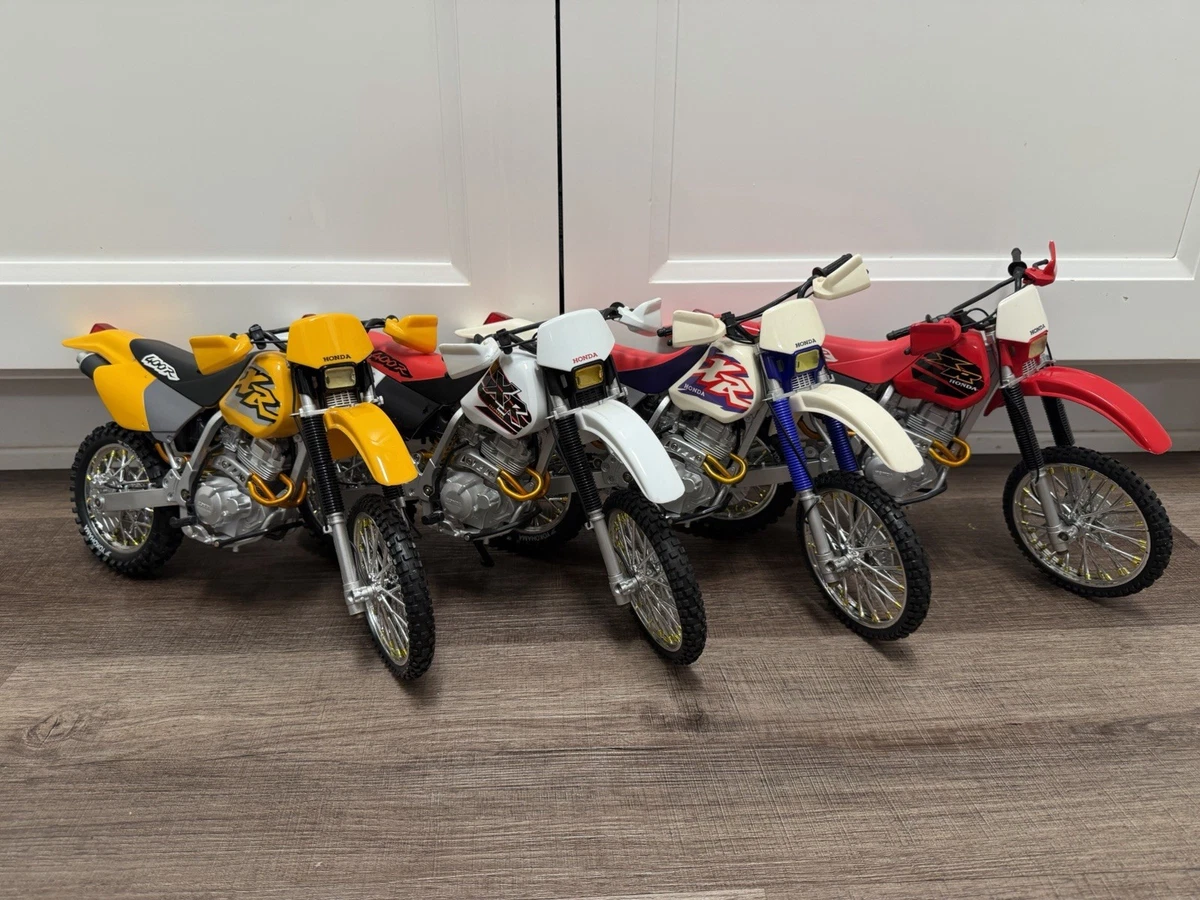 New-Ray Honda Plastic 1:6 Scale Diecast Motorcycles & ATVs for