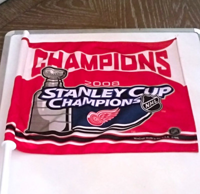 WinCraft Detroit Red Wings 2008 Stanley Cup Champions NHL Flag w/ Pole