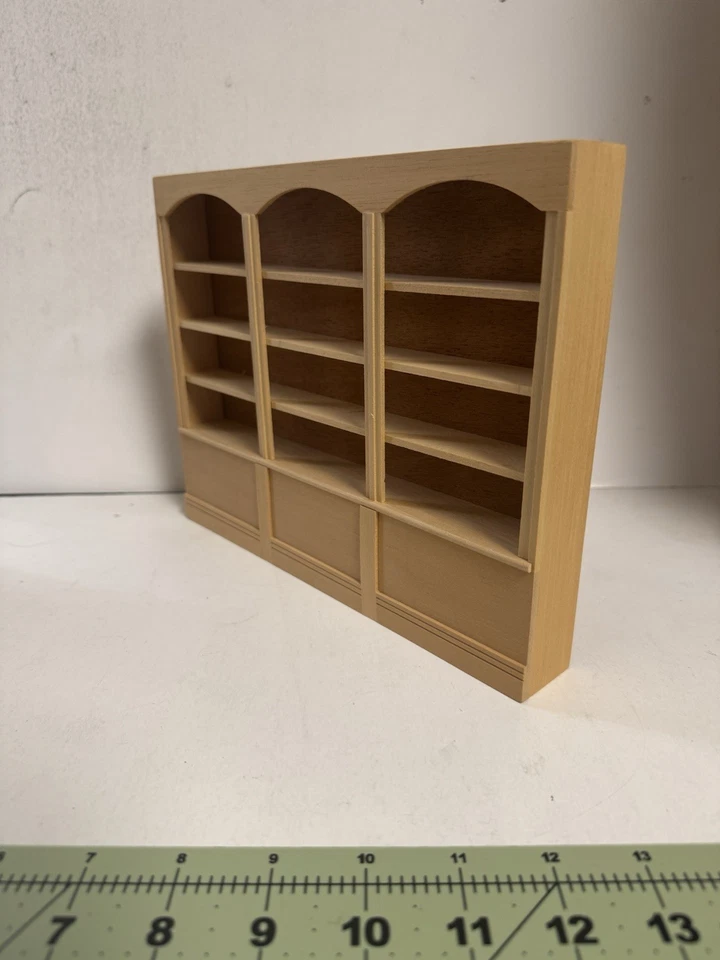 Miniatura para casa de muñecas - Obras domésticas - Unidad de estantería triple sin terminar - Escala 1:12 Foto 2 de 4