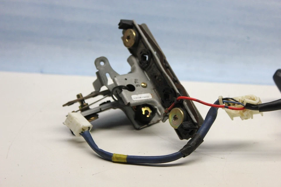 Cruise Control Column Switch 1998 TOYOTA SIENNA 63887-03160 (WT19) - Image 2 of 2