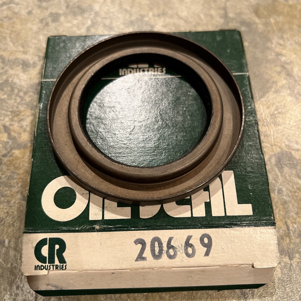 Sello SKF 20669 para GMC 250 300 Chevrolet serie P30 ¡Nuevo en caja! Envío gratuito Foto 2 de 4