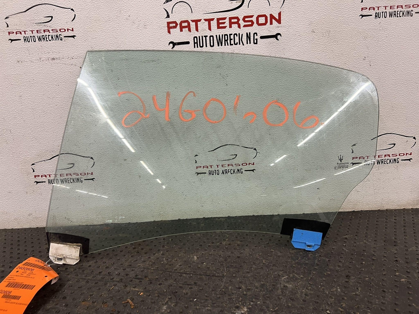 03-07 MASERATI QUATTROPORT REAR LEFT DRIVER SIDE DOOR WINDOW GLASS
