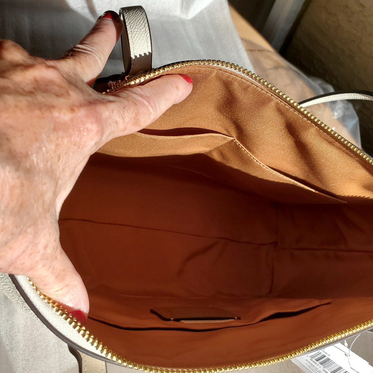 COACH Handbags Zip Top Tote Leather in Gold/Chalk # 4454