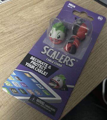 NECA DC COMICS COMIC BOOK CHARACTER JOKER HARLEY QUINN SCALERS CABLE COVERS #139