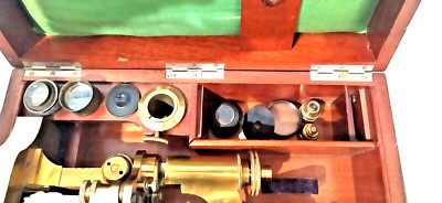 Wissenschaftliches Instrument - Mikroskope - Mikroskopkoffer von ''C.Vérick'' 19. Jh.