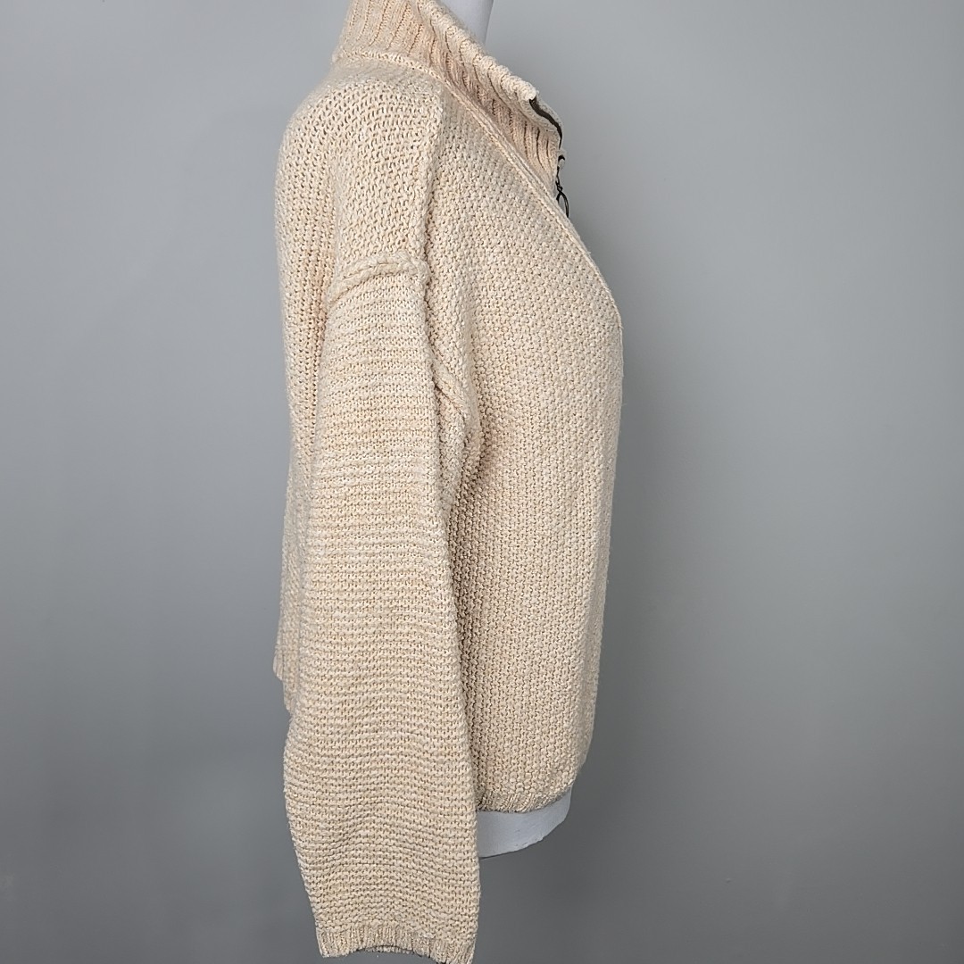 Universal Thread Zip Front Pullover Sweater Women… - image 6